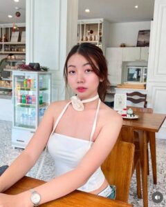 สาวนักศึกษาน้องใหม่ตัวเล็ก โดนควยใหญ่ยัดหีสดโหดๆ ซอยยับจนน้ำเงี่ยนพุ่งทะลัก