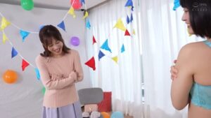 สาวออฟฟิศหีแน่นโดนผู้ชายวัย40+ จับซอยหีแรงๆ ในลิฟท์แตกคาหีเต็มรู